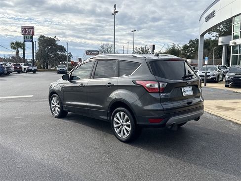 Used 2017 Ford Escape Titanium image 6