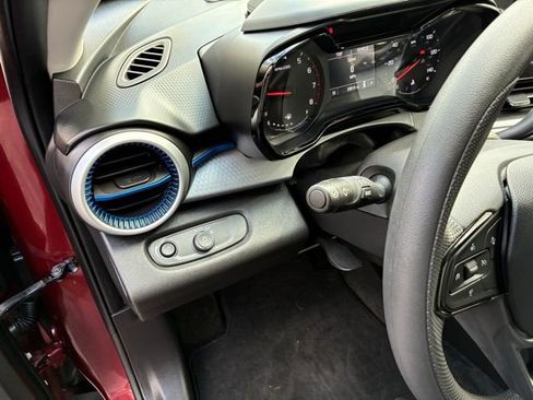 Used 2024 Chevrolet Trax LS w/ LS Convenience Package image 14