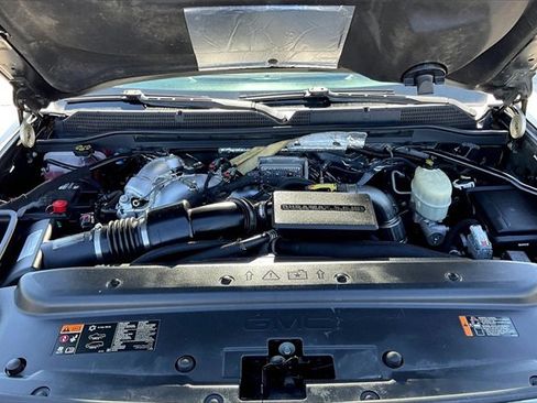 Used 2017 GMC Sierra 2500 Denali w/ Duramax Plus Package image 9