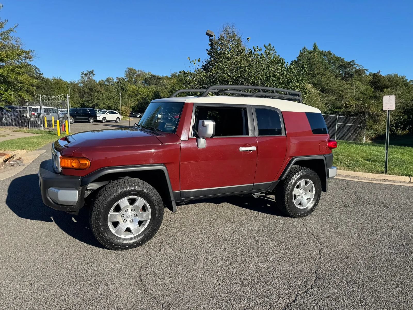 Used 2010 Toyota FJ Cruiser 4WD w/ Upgrade Pkg 2 image 10