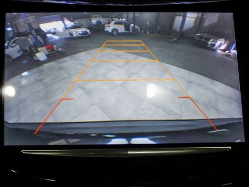 Used 2015 Cadillac Escalade ESV Premium image 29