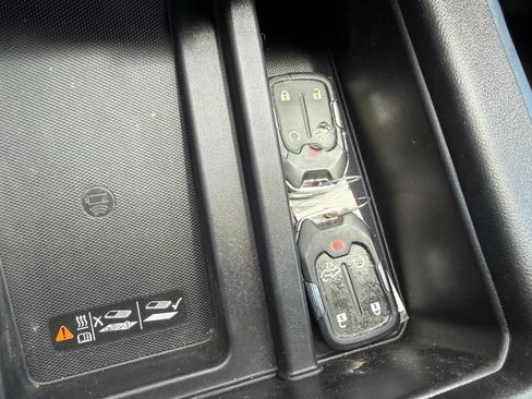 Used 2021 GMC Sierra 1500 AT4 w/ Technology Package AWD/4WD image 28