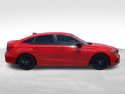 Used 2022 Honda Civic Sport image 3