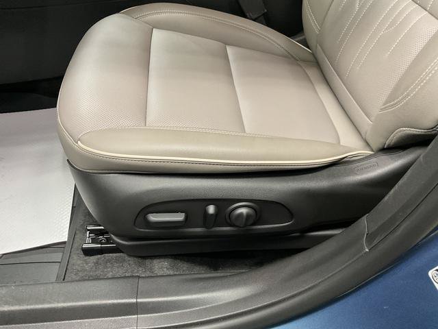 Used 2026 Buick Envista Avenir FWD image 13