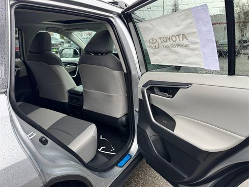 New 2025 Toyota RAV4 XLE image 13