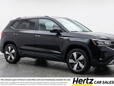 Used 2025 Volkswagen Taos S AWD/4WD image 1