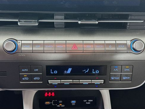 Used 2024 Hyundai Kona SEL FWD image 22