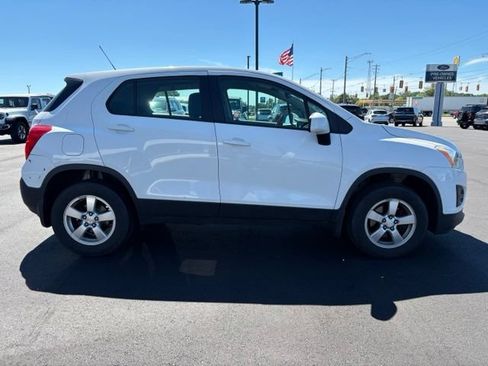 Used 2016 Chevrolet Trax LS w/ LPO, Protection Package AWD/4WD image 8