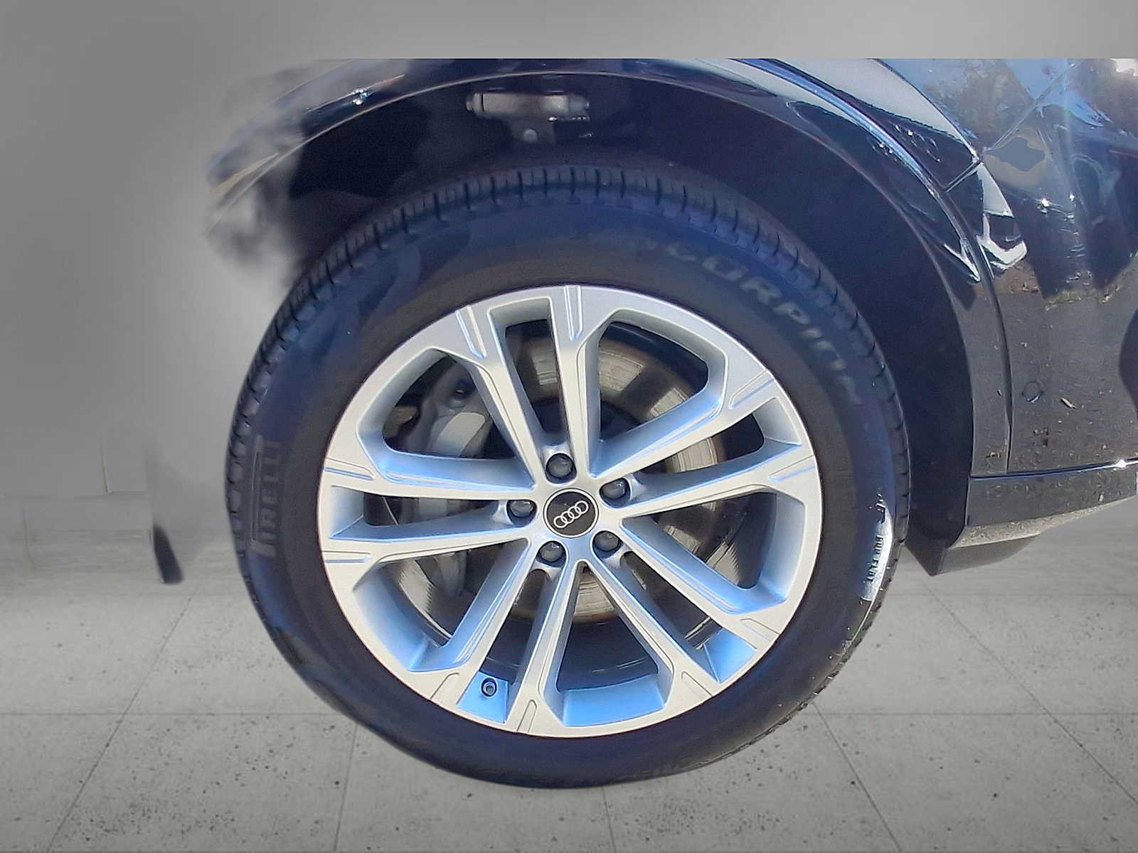 Used 2026 Audi Q7 2.0T Premium Plus AWD/4WD image 2