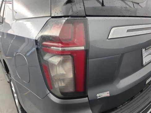 Used 2021 Chevrolet Tahoe Premier w/ Premium Package image 18