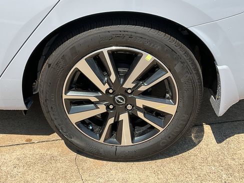 New 2025 Nissan Versa SV w/ Trunk Package image 8