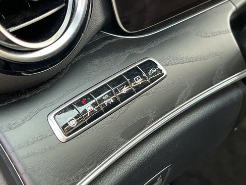 Used 2018 Mercedes-Benz E 43 AMG 4MATIC Sedan image 31