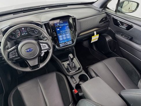 Used 2025 Subaru Forester Touring image 24