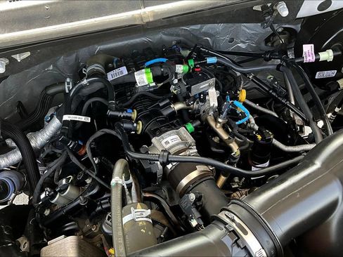 Used 2019 Ford F150 XL w/ Equipment Group 101A Mid RWD image 32