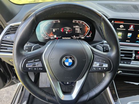 Used 2023 BMW X5 xDrive40i AWD/4WD image 19