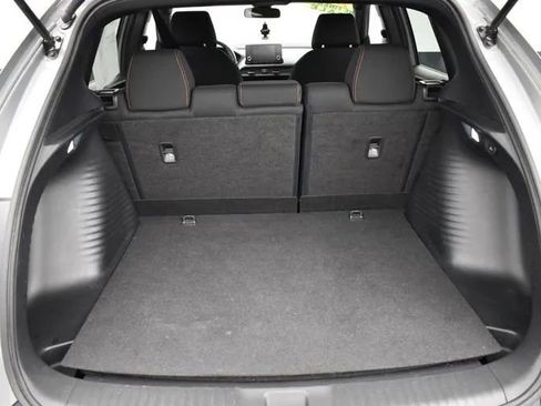 Used 2024 Honda HR-V Sport image 18
