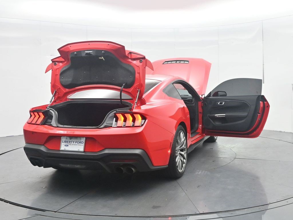 Used 2026 Ford Mustang GT Premium RWD image 36