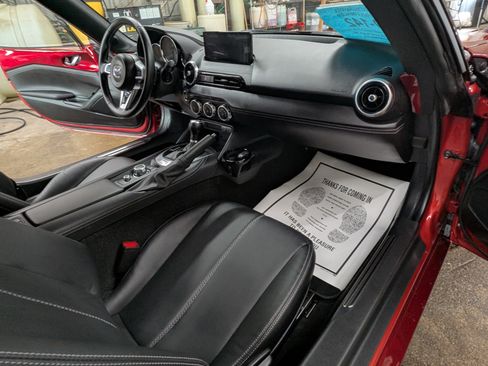 Used 2024 MAZDA MX-5 Miata Grand Touring image 5