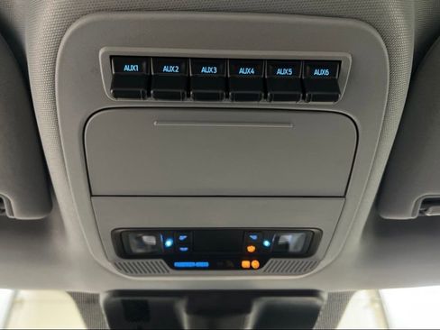 New 2026 Ford F250 XL w/ XL Chrome Package image 24