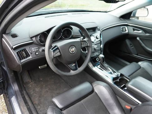 Used 2009 Cadillac CTS V image 3