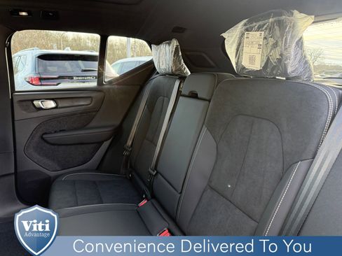 New 2026 Volvo XC40 B5 Ultra w/ Protection Package Premier image 14