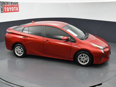 Used 2018 Toyota Prius Two w/ Prius Two Safety Plus Package FWD image 21
