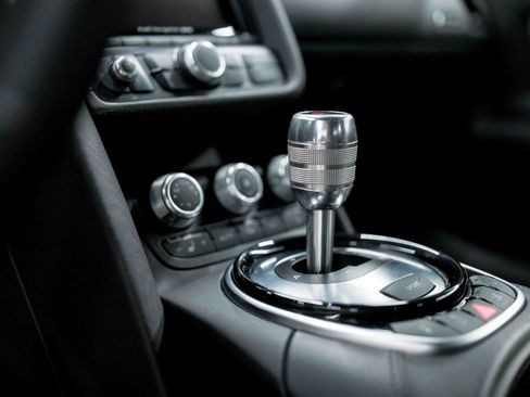 Used 2014 Audi R8 V10 AWD/4WD image 60