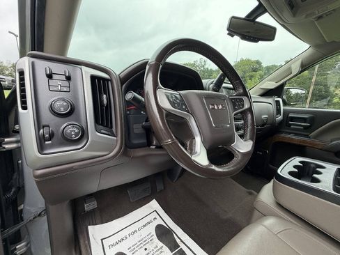 Used 2017 GMC Sierra 1500 SLT w/ SLT Premium Package AWD/4WD image 18