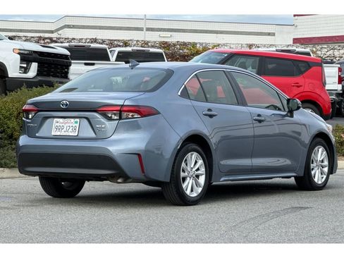 Certified 2025 Toyota Corolla Hybrid Sedan image 4