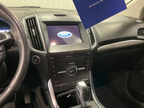 Used 2016 Ford Edge Titanium w/ Technology Package FWD image 14