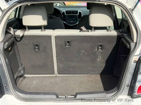 Used 2017 Chevrolet Sonic LT image 8