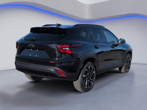 New 2026 Chevrolet Trax RS w/ Sunroof Package image 3