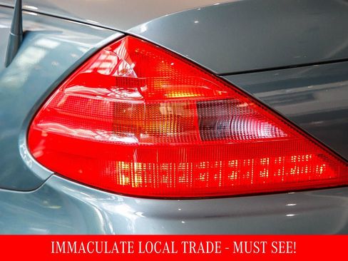 Used 2004 Mercedes-Benz SL 500 image 8