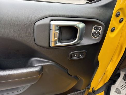 Used 2019 Jeep Wrangler Unlimited Sport S AWD/4WD image 15