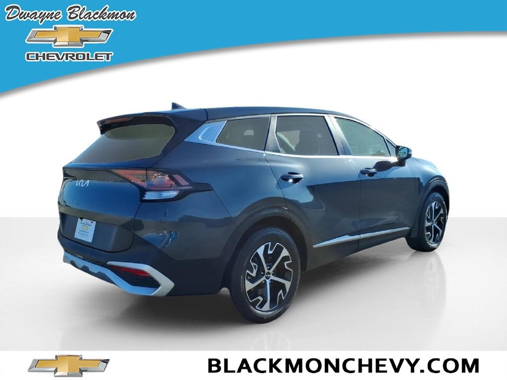 Used 2024 Kia Sportage EX FWD image 3