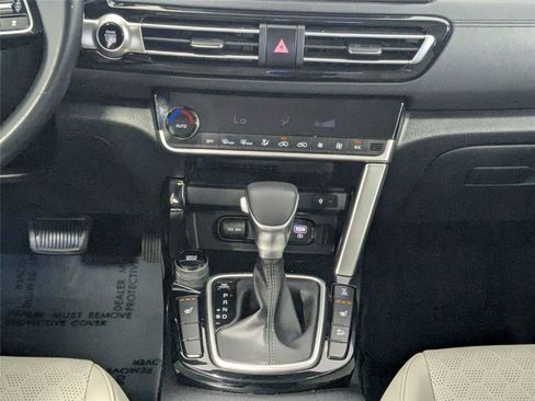 Used 2021 Kia Seltos SX AWD/4WD image 42