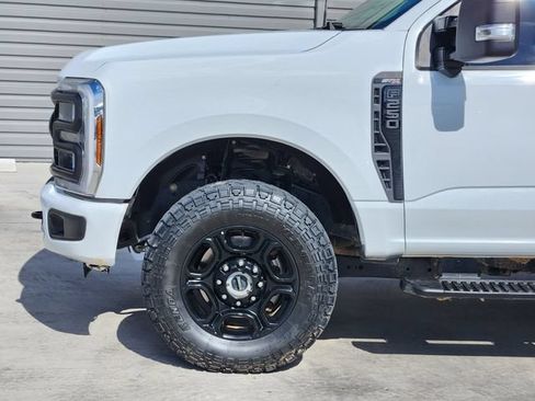 Used 2024 Ford F250 XL w/ STX Appearance Package AWD/4WD image 9