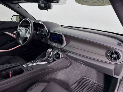 Used 2024 Chevrolet Camaro SS image 30