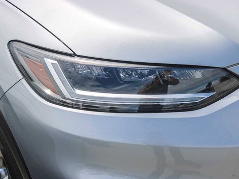 Used 2025 Honda HR-V LX image 2