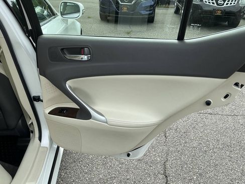 Used 2011 Lexus IS 250 AWD w/ Premium Pkg Value Edition image 35