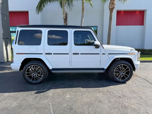 Used 2024 Mercedes-Benz G 550 G 550 image 2