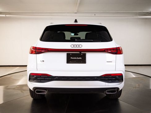 Used 2025 Audi Q5 Premium AWD/4WD image 6