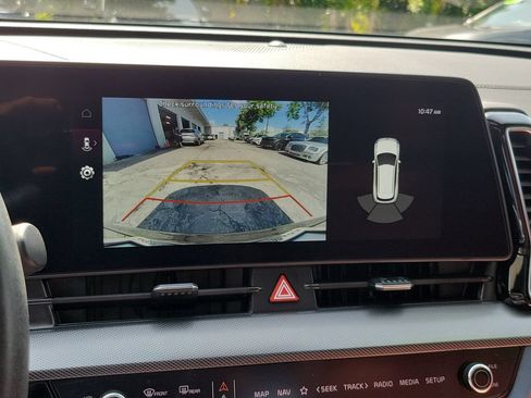 Certified 2025 Kia Sportage SX FWD image 29
