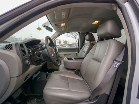 Used 2013 GMC Sierra 2500 W/T image 13