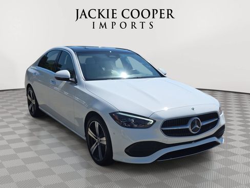 Used 2025 Mercedes-Benz C 300 Sedan image 3