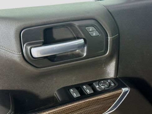 Used 2019 Chevrolet Silverado 1500 RST w/ All-Star Edition image 24