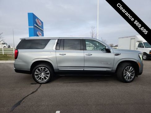 Used 2025 GMC Yukon XL Denali image 9
