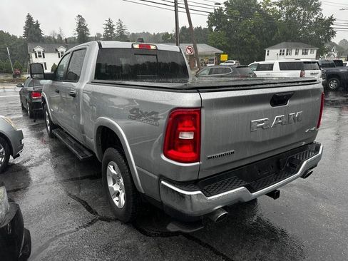 Used 2025 RAM 1500 Big Horn AWD/4WD image 3