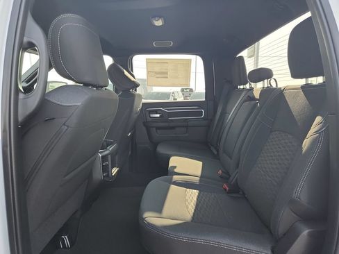 New 2026 RAM 3500 Big Horn AWD/4WD image 21