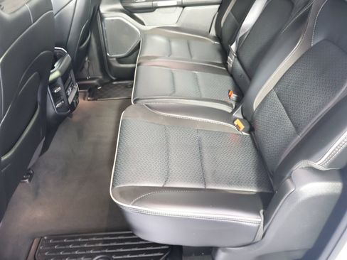 Used 2024 RAM 1500 Laramie AWD/4WD image 43